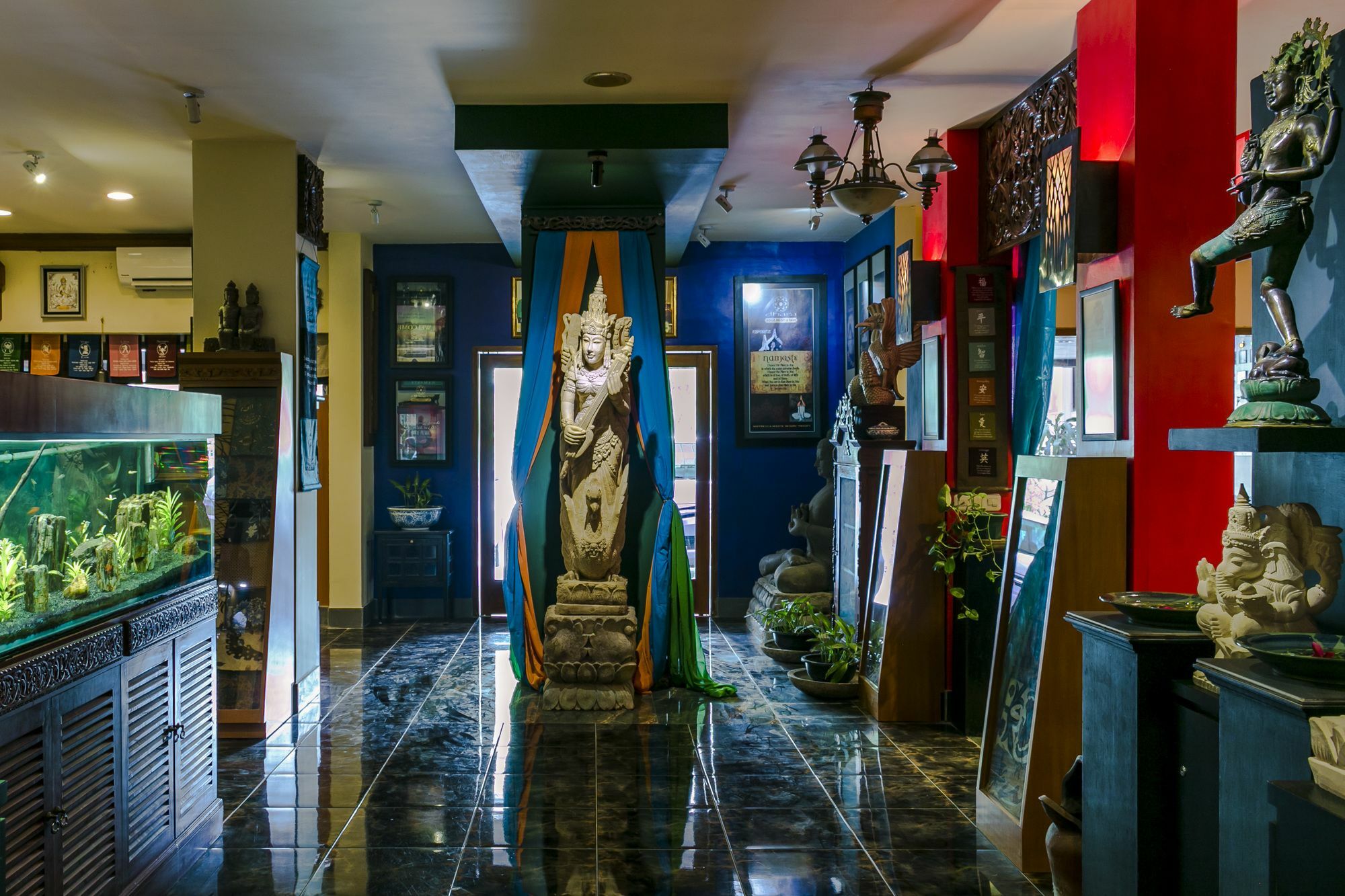 Dhanesvara Holistic Unique Homestay Wonotjolo Eksteriør billede